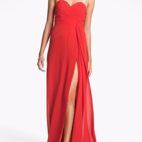 Faviana Dresses & Skirts - Faviana Sweetheart Top Gown